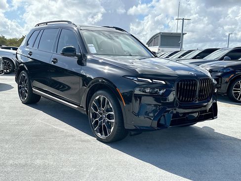 New 2026 BMW X7 xDrive40i w/ M Sport Package image 1