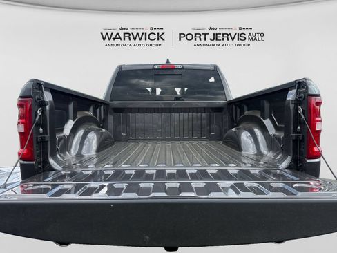 New 2026 RAM 1500 Big Horn AWD/4WD image 18