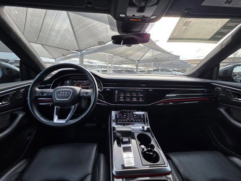 Used 2019 Audi Q8 Prestige image 19