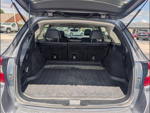 Used 2019 Subaru Outback 3.6R Limited w/ Popular Package #2 AWD/4WD image 22