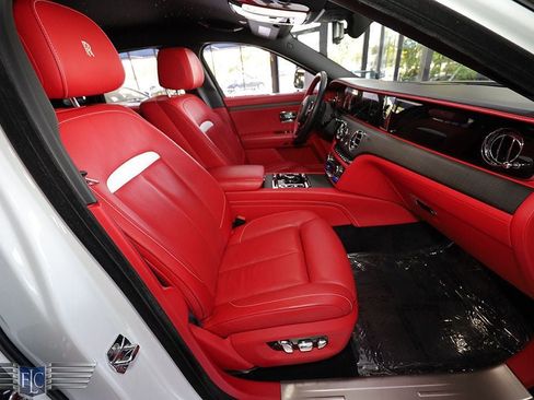 Used 2024 Rolls-Royce Ghost AWD/4WD image 18