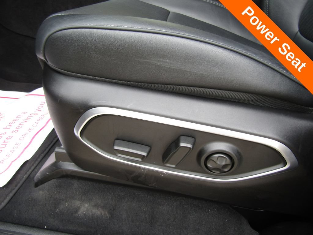 Used 2025 Jeep Wagoneer Series II AWD/4WD image 8