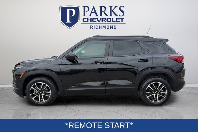 Used 2025 Chevrolet TrailBlazer LT FWD image 4