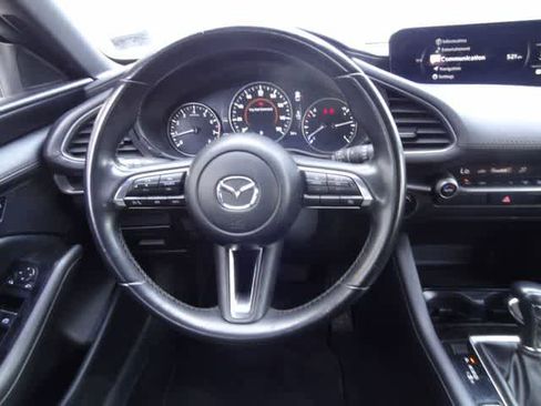 Used 2024 MAZDA MAZDA3 s FWD image 10