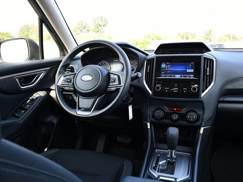 Used 2021 Subaru Forester AWD/4WD image 21