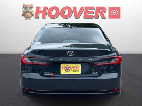 Used 2025 Toyota Camry XLE w/ Premium Plus Package FWD image 3