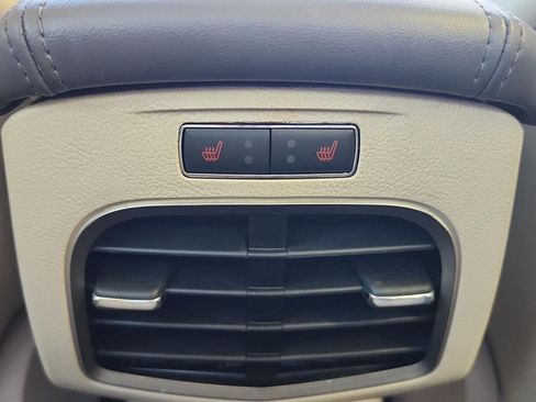 Used 2019 Lincoln MKZ Reserve FWD image 16