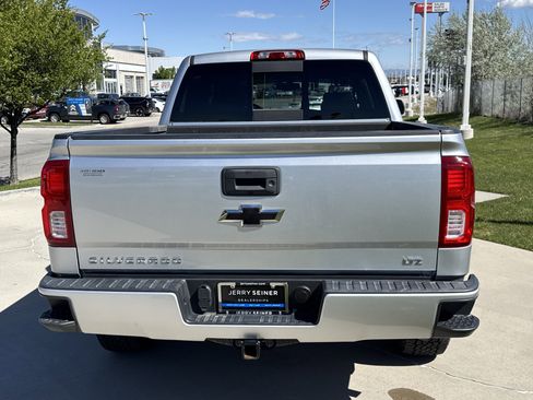 Used 2018 Chevrolet Silverado 1500 LTZ Z71 AWD/4WD image 4