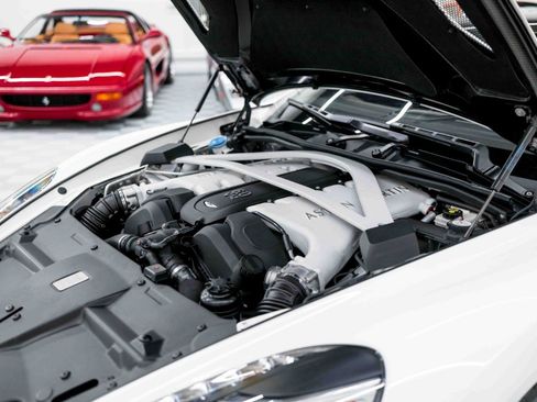 Used 2016 Aston Martin Vanquish Coupe image 78