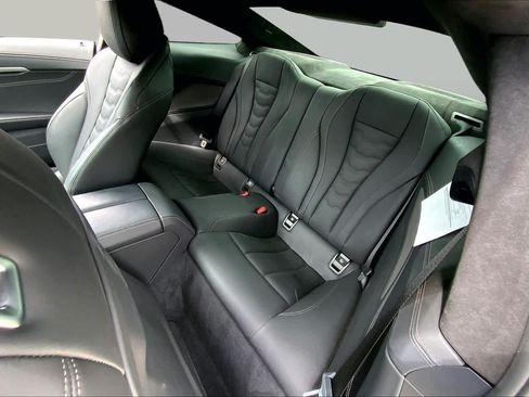 Used 2024 BMW M850i xDrive Coupe AWD/4WD image 19