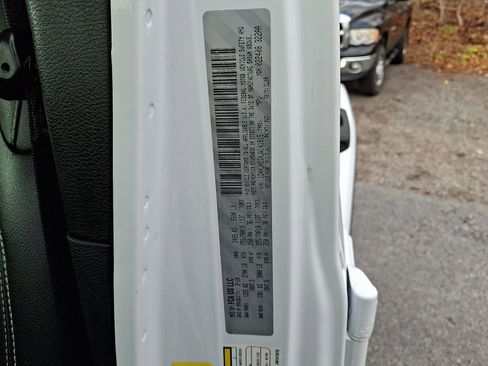 Certified 2018 Jeep Wrangler Unlimited Sahara image 27