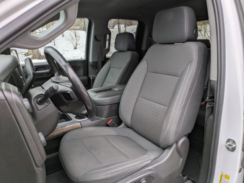 Used 2020 Chevrolet Silverado 1500 RST image 12