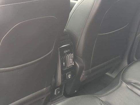 Certified 2023 Jeep Compass Limited AWD/4WD image 18
