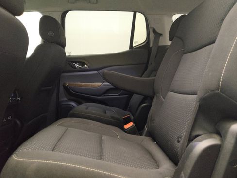 Used 2021 GMC Acadia SLE w/ Driver Convenience Package FWD image 18