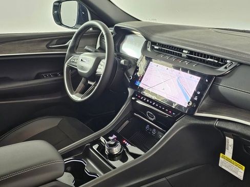 New 2026 Jeep Grand Cherokee Altitude image 39