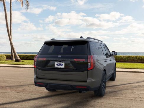 New 2026 Ford Expedition Platinum w/ Stealth Appearance Package image 8