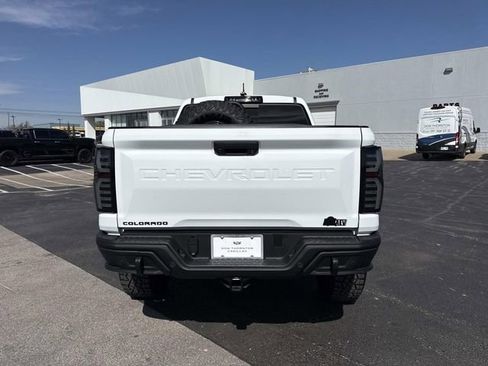 Used 2024 Chevrolet Colorado ZR2 w/ ZR2 Bison Edition image 3