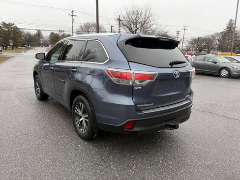 Used 2016 Toyota Highlander XLE w/ Protection Package #3 AWD/4WD image 3