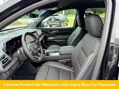 New 2026 Chevrolet Traverse High Country w/ LPO, Floor Liner Package FWD image 6