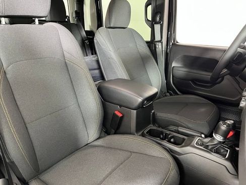 Used 2026 Jeep Gladiator Sport AWD/4WD image 44