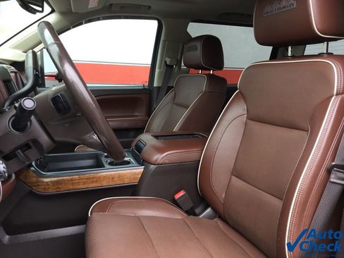 Used 2016 Chevrolet Silverado 3500 High Country w/ Duramax Plus Package image 31