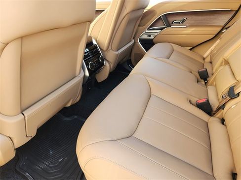 New 2026 Land Rover Range Rover SE image 20