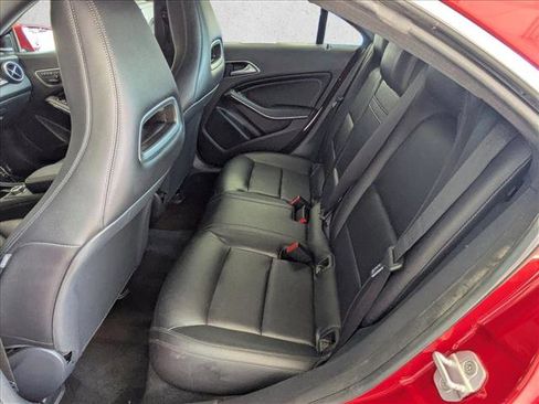 Used 2015 Mercedes-Benz CLA 250 image 19