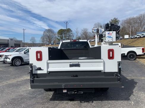 New 2024 Ford F350 XL w/ XL Chrome Package AWD/4WD image 9