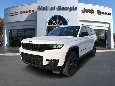 New 2025 Jeep Grand Cherokee L Limited w/ Black Appearance Package AWD/4WD image 1