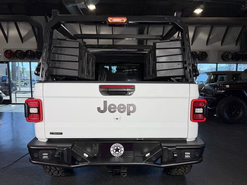Used 2021 Jeep Gladiator Rubicon image 11