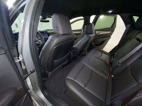 Used 2024 Cadillac XT5 Luxury w/ LPO, Floor Liner Package AWD/4WD image 29