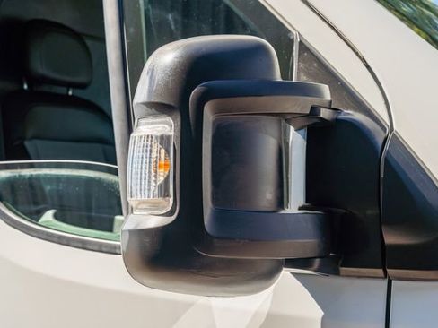 Used 2021 RAM ProMaster 2500 image 12