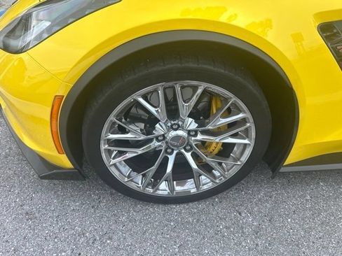 Certified 2016 Chevrolet Corvette Z06 w/ 3LZ Preferred Equipment Group RWD image 7