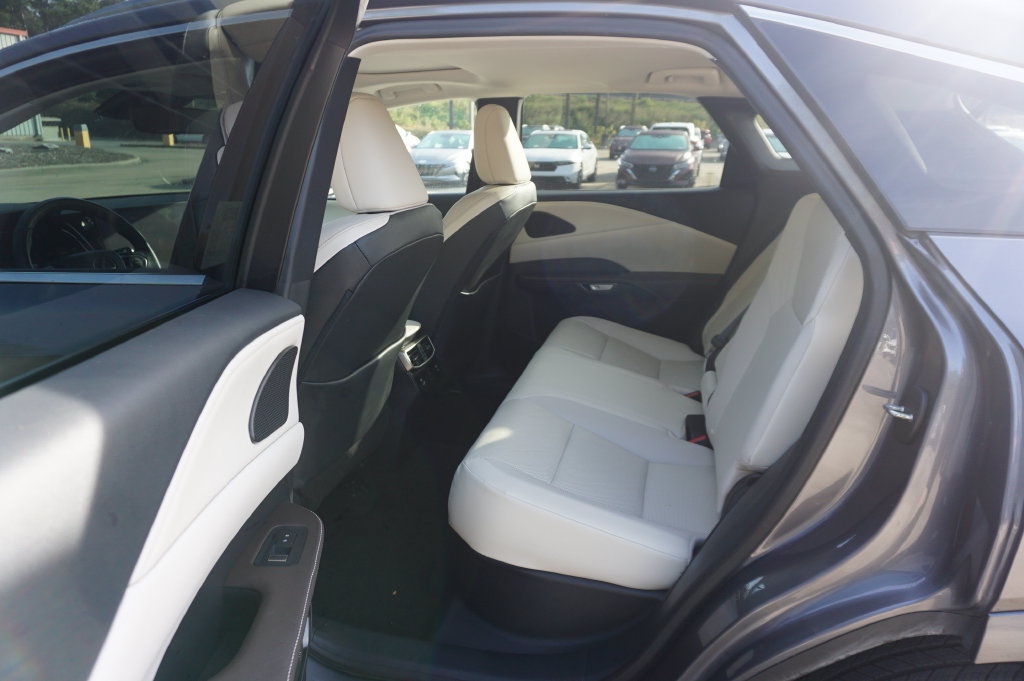 Used 2023 Lexus RX 350 Premium w/ Accessory Package AWD/4WD image 16