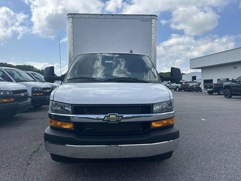 New 2024 Chevrolet Express 3500 w/ Power Convenience Package RWD image 3