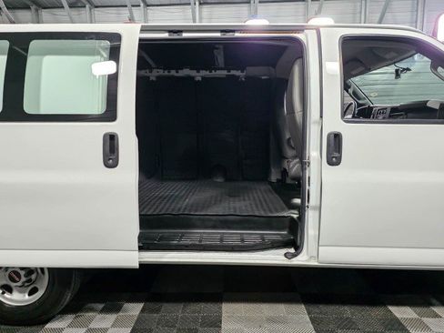 Used 2020 GMC Savana 2500 w/ Driver Convenience Package image 10