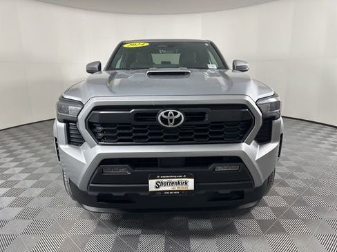 Used 2024 Toyota Tacoma TRD Sport image 8