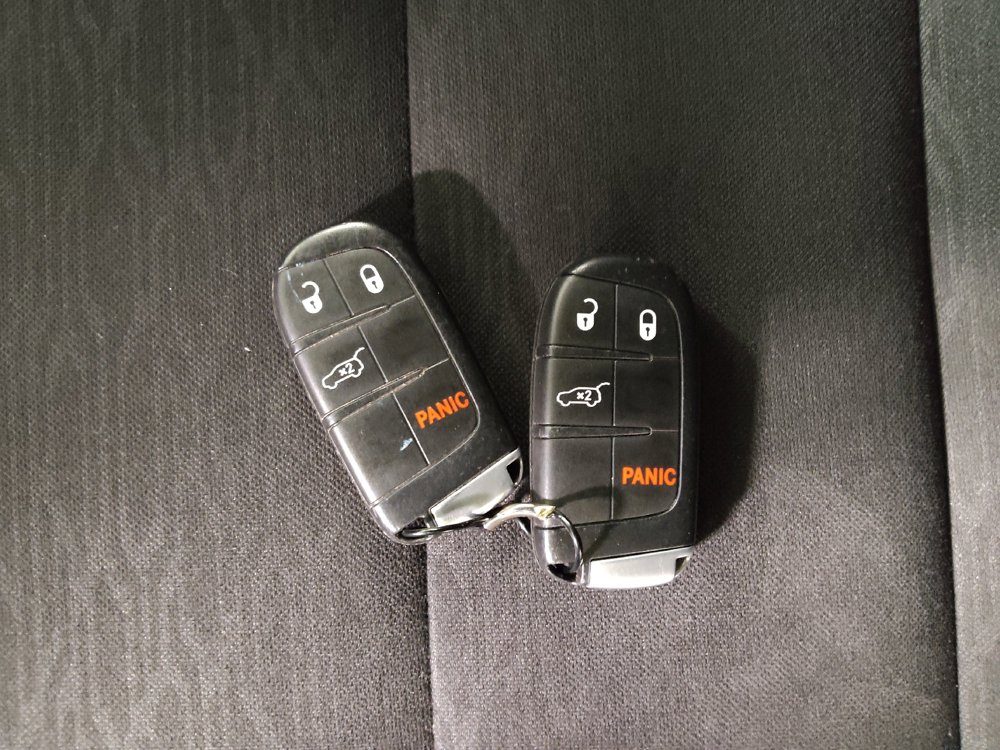 Used 2021 Dodge Durango SXT AWD/4WD image 32
