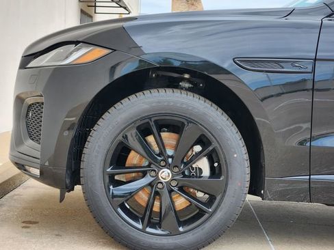 Used 2026 Jaguar F-PACE R-Dynamic S image 6