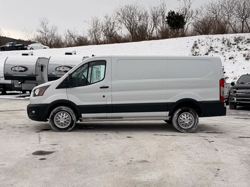 Used 2023 Ford Transit 250 w/ Exterior Upgrade Package image 8