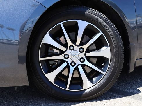 Used 2015 Acura TLX w/ Technology Package FWD image 5