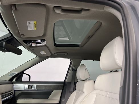 Used 2024 Hyundai Santa Fe Limited image 31