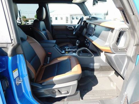 New 2024 Ford Bronco Outer Banks image 18