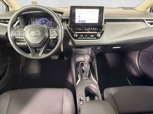 Used 2026 Toyota Corolla LE FWD image 22