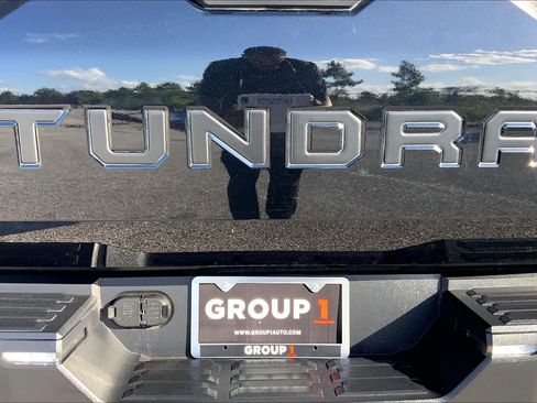 Used 2024 Toyota Tundra SR5 w/ SR5 Premium Package AWD/4WD image 10