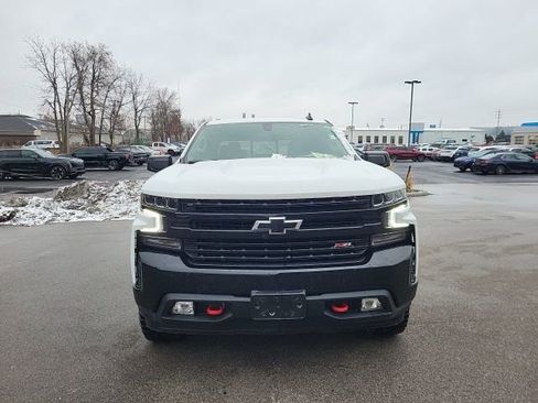 Used 2021 Chevrolet Silverado 1500 LT Trail Boss w/ Convenience Package II image 9