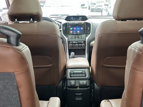 Used 2019 Subaru Ascent Touring image 10