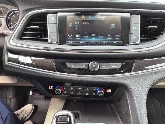 Used 2018 Buick Enclave Premium w/ Trailering Package FWD image 21