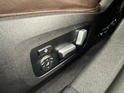 Used 2023 BMW i4 eDrive35 w/ Premium Package RWD image 16