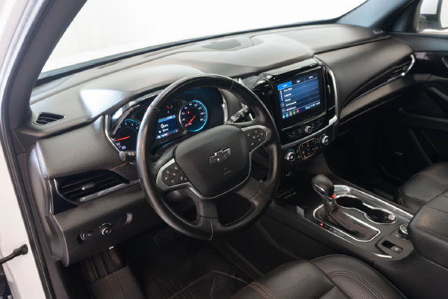 Used 2023 Chevrolet Traverse RS w/ LPO, Floor Liner Package AWD/4WD image 4